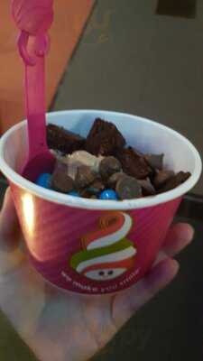 Menchies Frozen Yogurt