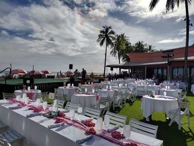 Aha'aina Restaurant At The Royal Hawaiian