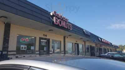 Goldstar Donut Shop