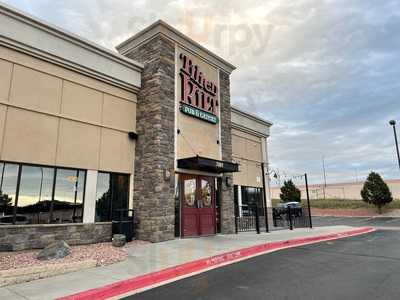 Tilted Kilt Pub & Eatery