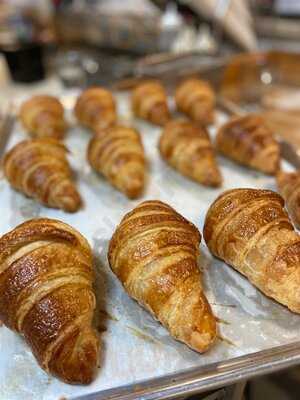 Rendez Vous French Bakery