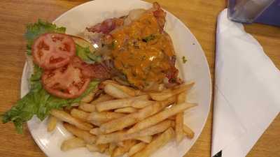 Knuckles Knockout Grill