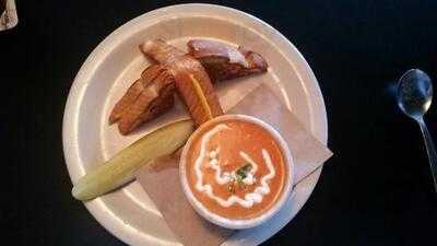 Norma Jean's Sports Bar & Grill