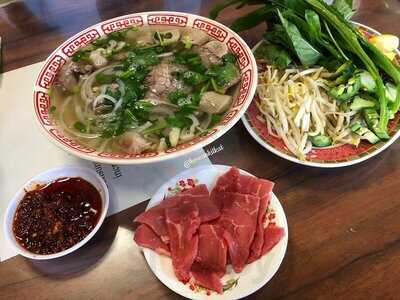 Pho To Chau Restaurant