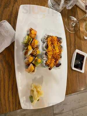 Orchid Court Lounge & Sushi Bar