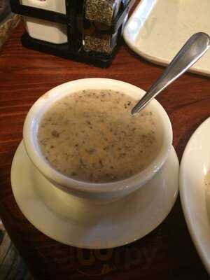 La Madeleine French Bakery