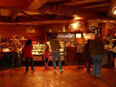 La Madeleine French Bakery