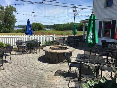 Macgregor's Grill And Tap Room