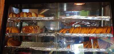 Reggae Jamaica Restaurant & Bakery