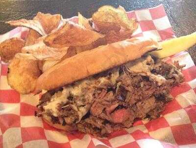 Frankie's Bar & Grill