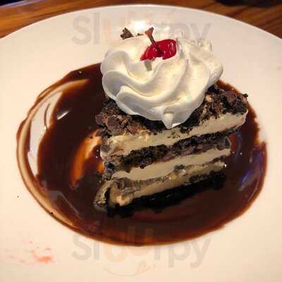 Miller's Ale House - Hunter's Creek