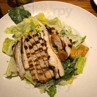 Miller's Ale House - Hunter's Creek