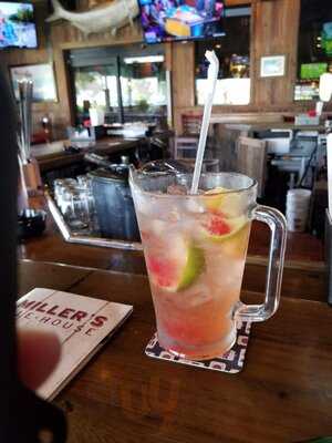 Miller's Ale House - Hunter's Creek