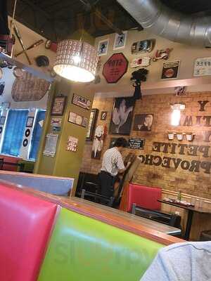 Oreganatta Restaurant