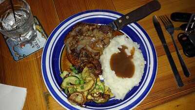 Hunley's Neighborhood Grill