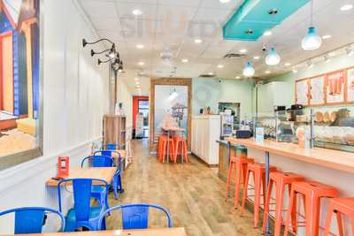 Tropical Smoothie Cafe