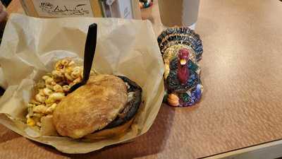 Ludwig's Center Stage Cafe