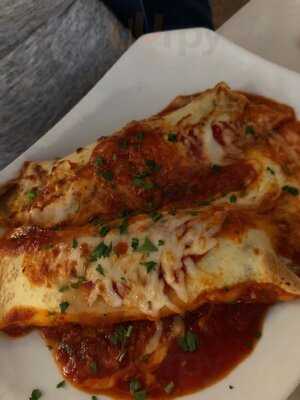 Pane Vino On The Avenue