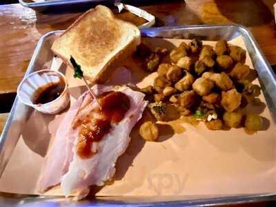 Cecil's Texas Style Bar-b-q