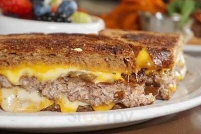 Station 400 The Landings