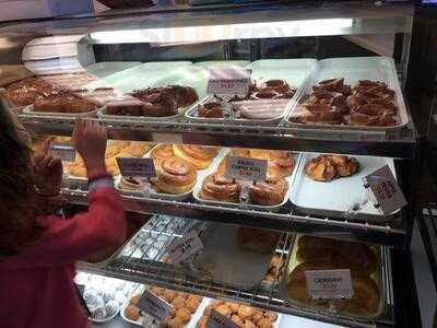 Mr. Donut's & Bakery