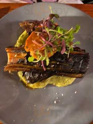 Luke's Kitchen And Bar