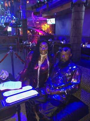 Mango's Tropical Cafe