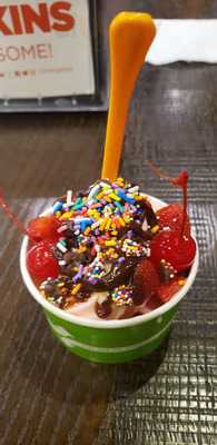 Orange Leaf Frozen Yogurt