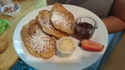 Uptown Eatery & Catering