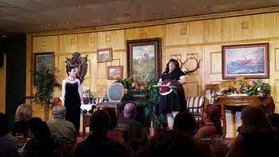 Sluths Dinner Theatre