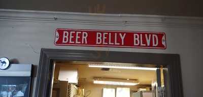 Wolf Track Bar & Grill