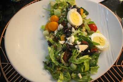 Overture Restaurant & Gallery Lounge