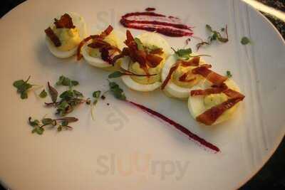 Overture Restaurant & Gallery Lounge