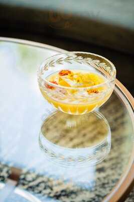 Overture Restaurant & Gallery Lounge