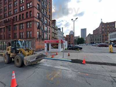 He's Chinese And Japanese Restaurant