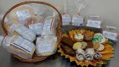 ​donna Marie's Gluten Free Bakery