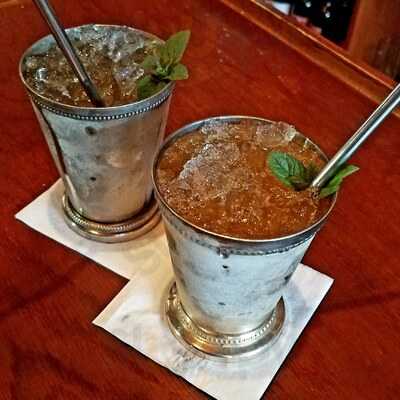 Solera Wine Bar & Lounge