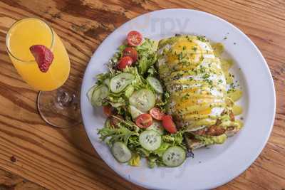 Bella Roam Restaurant