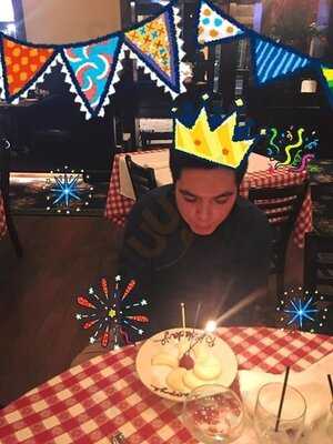 Maggiano's Little Italy