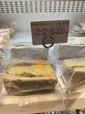Dean & Deluca