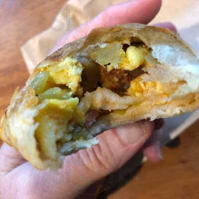 Holoholo Cafe & Market