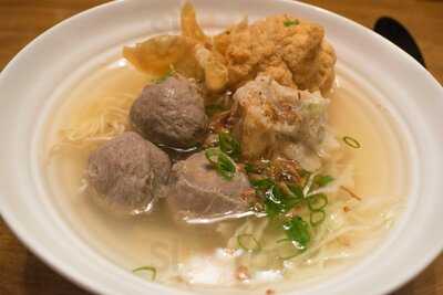 Osae Sushi Ramen Bistro