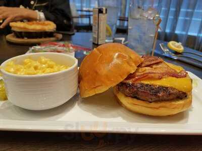 Apicius Kitchen & Bar