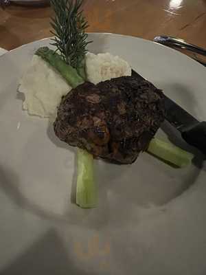 Joyce's Seafood & Steaks