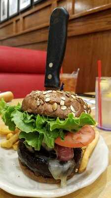 Kenny And Ziggys Ny Deli