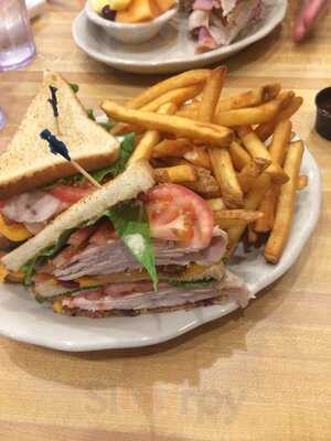 Kenny And Ziggys Ny Deli