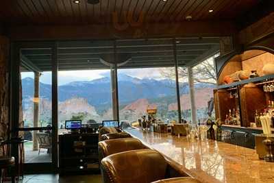 The Rocks Bar And Lounge