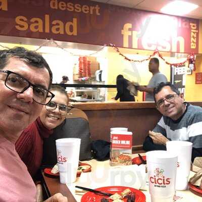 Cicis Pizza