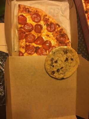 Salvatore's Old Fashioned Pizzeria