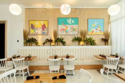 Wink Wink Modern Lounge